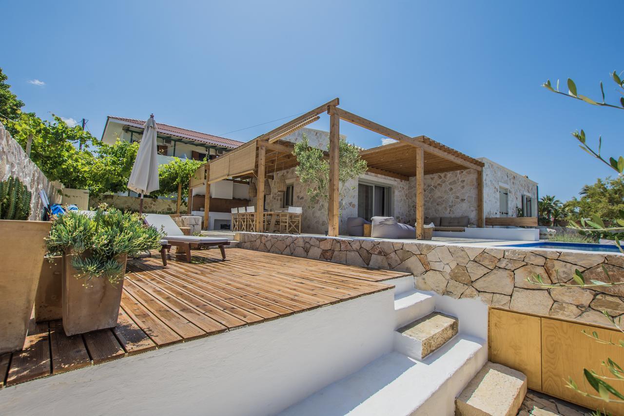 Niova Villa - Seafront, Private Pool And Ionian Sea Views, By Zantewize Алікес Екстер'єр фото